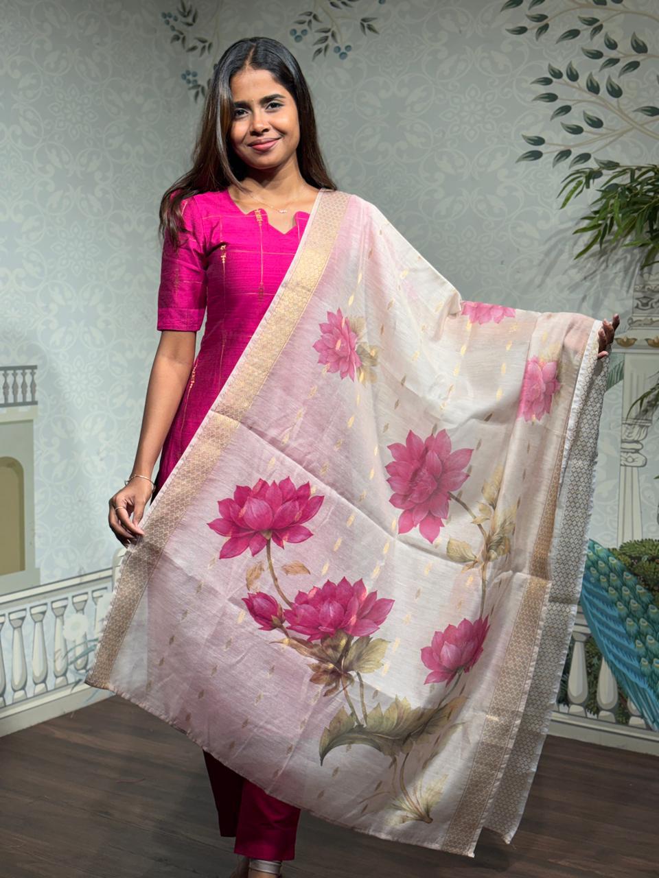 Lotus Bloom Ethnic Set