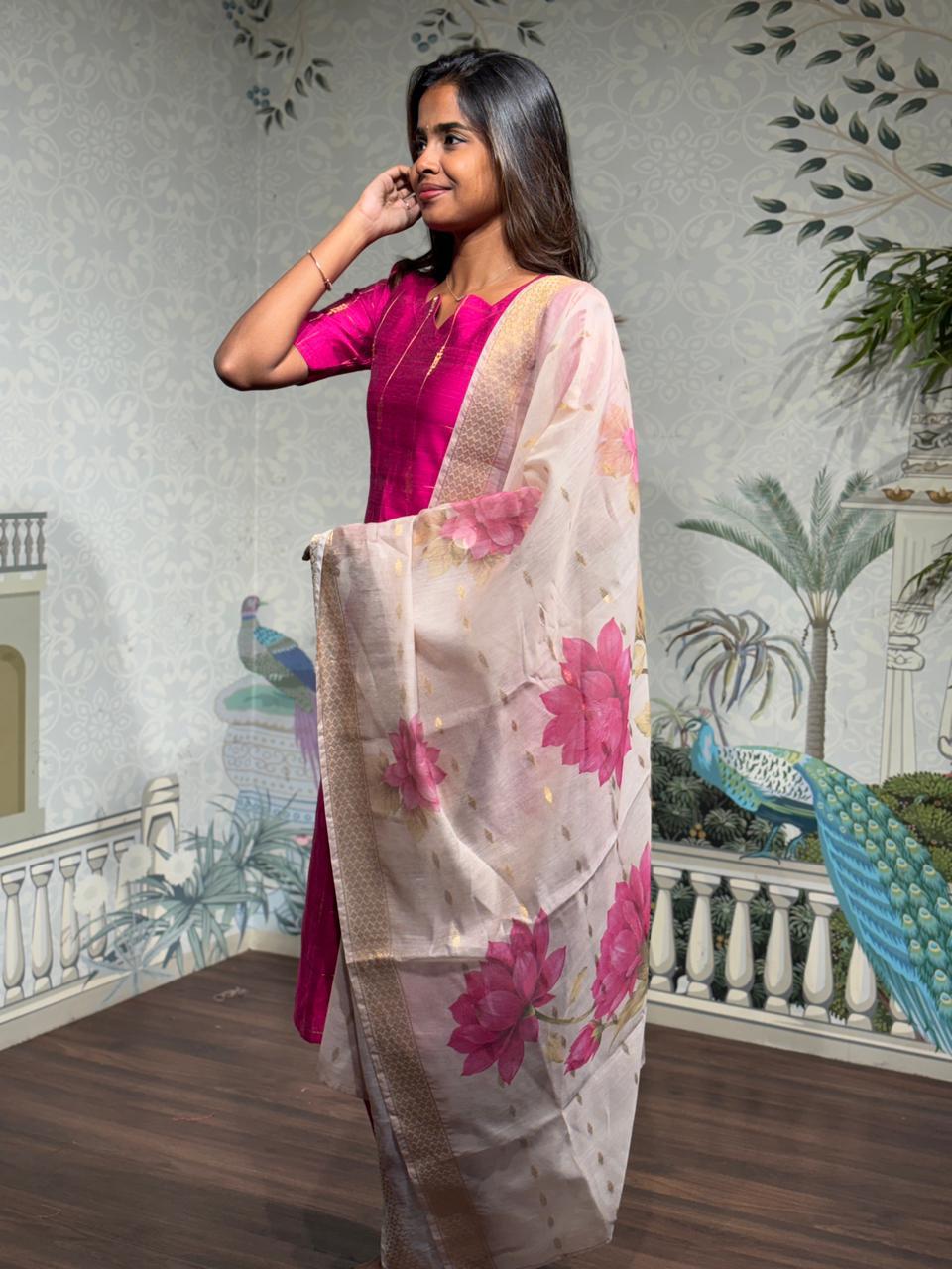 Lotus Bloom Ethnic Set - Image 3