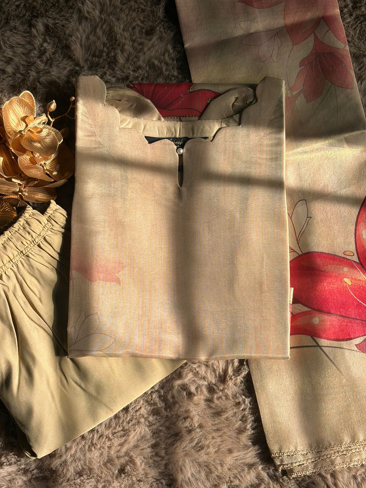 Beige Bloom Set - Image 3