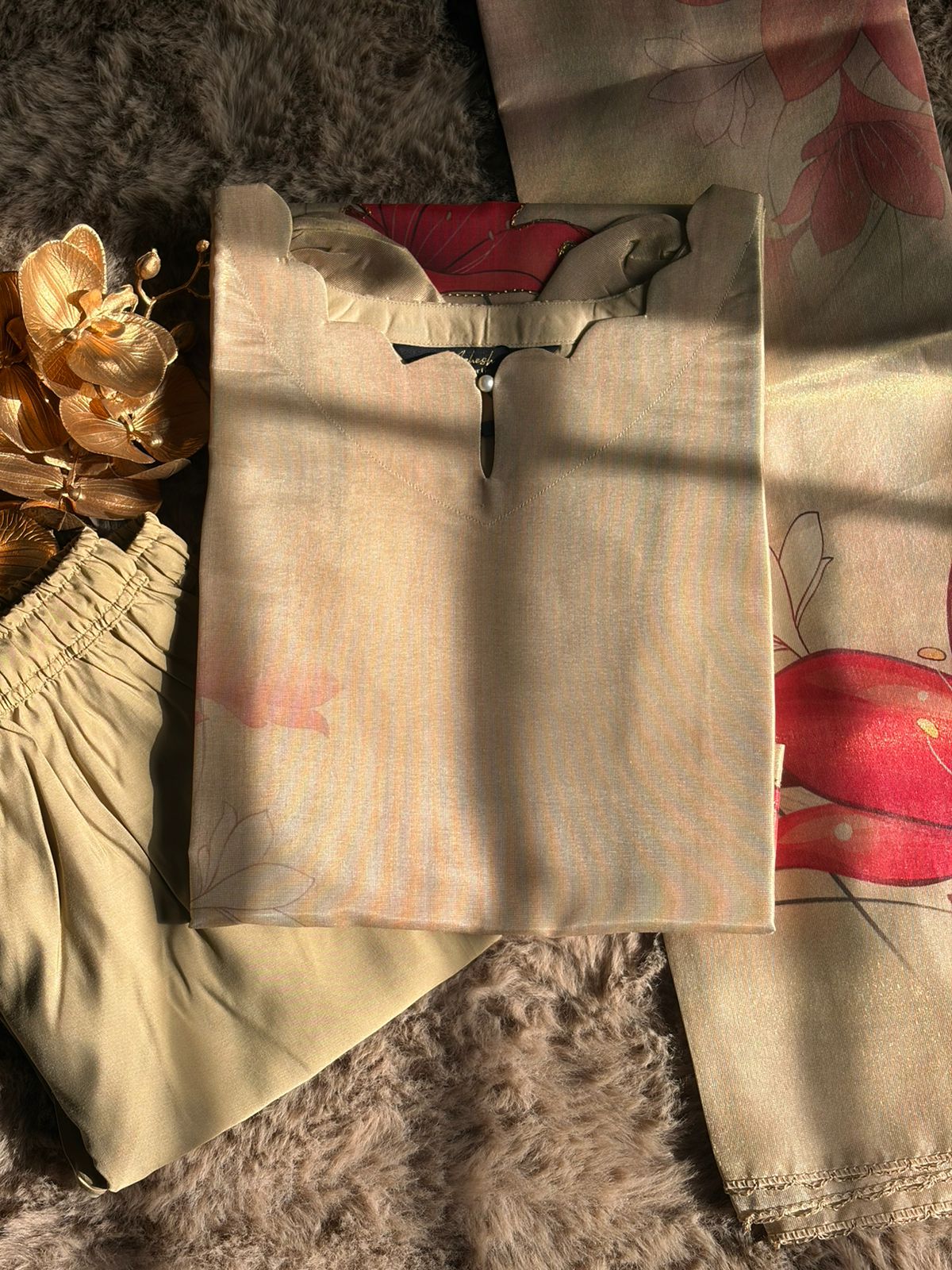 Beige Bloom Set - Image 2