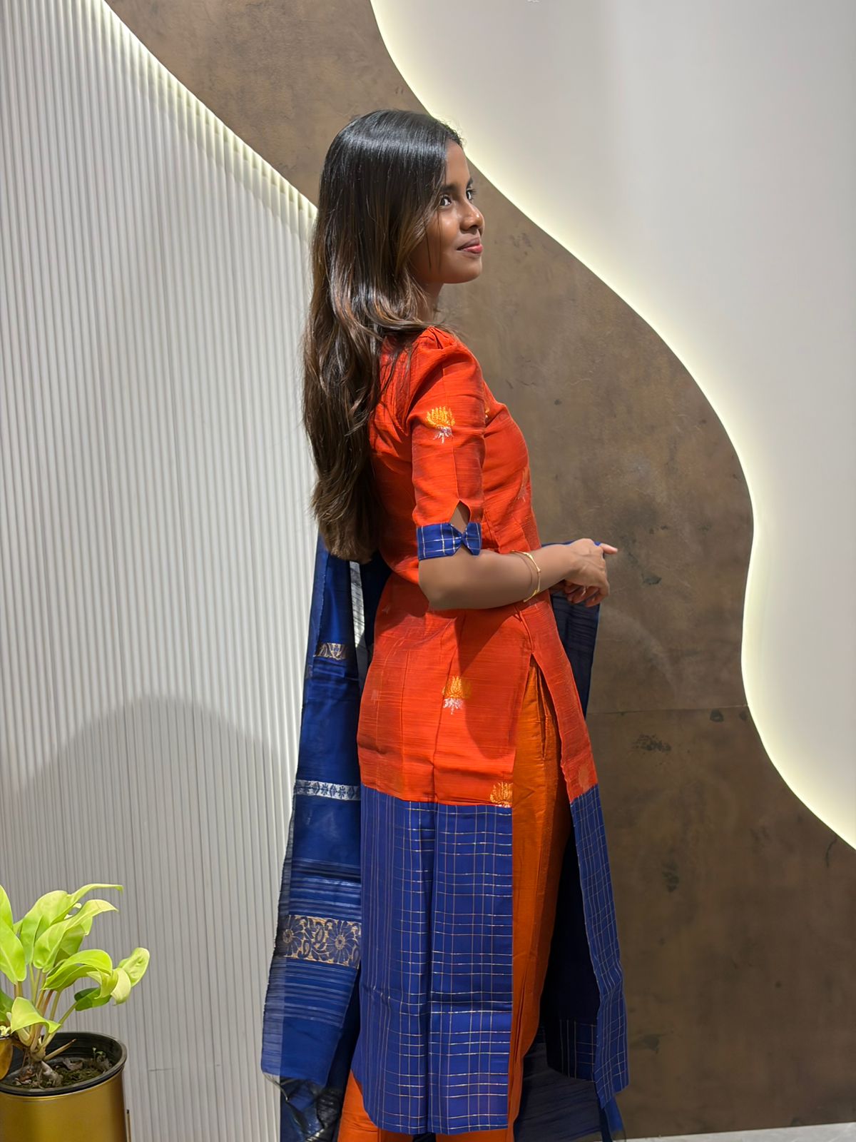 Neelam Orange Set - Image 5